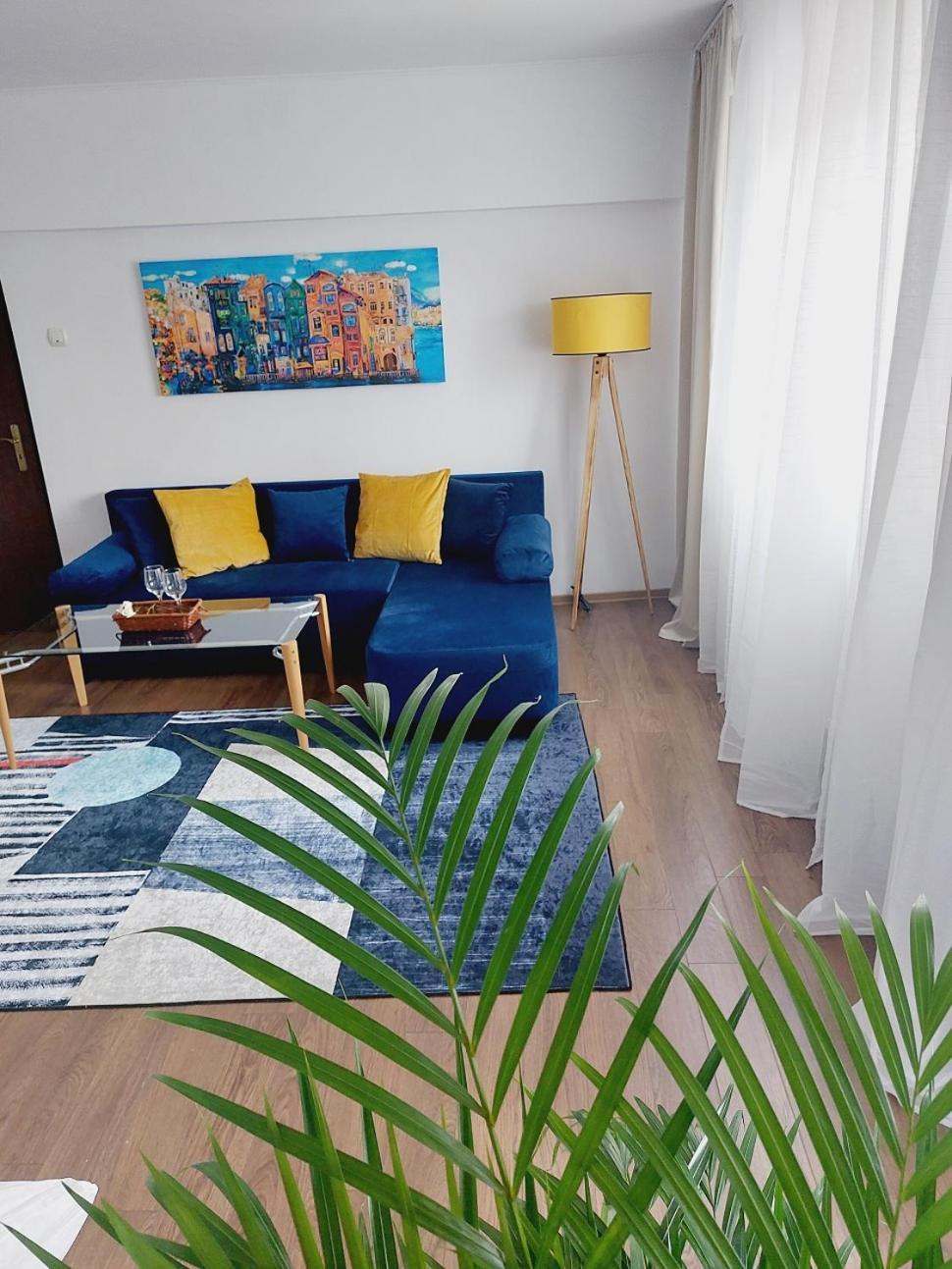 Cozy Apartment In The Center Of Bukarest Eksteriør billede
